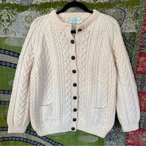 Vintage Quill's Woolen Market Cream 100% Wool Fishermans Sweater Size Medium